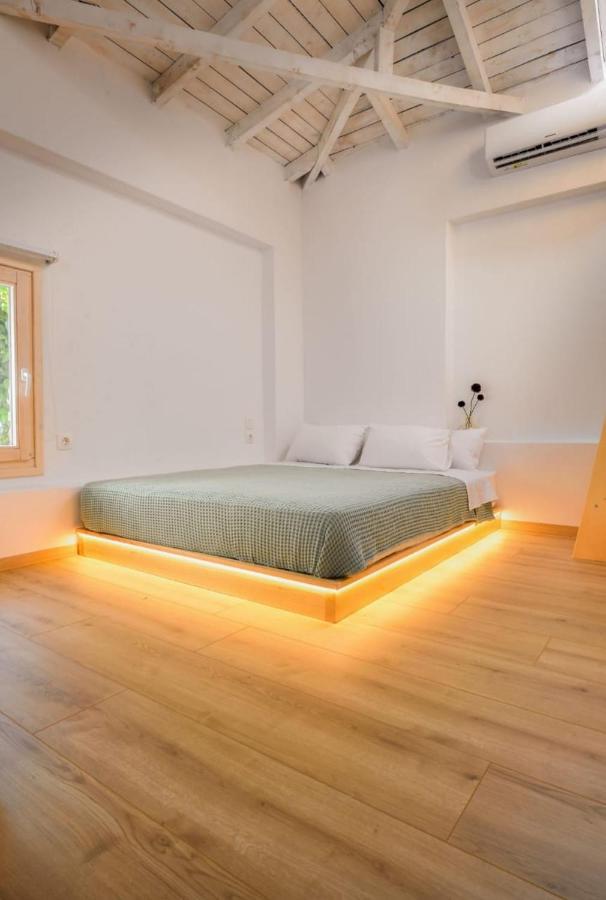 Kladi House Renovated 2023 Villa นิกิติ ภายนอก รูปภาพ